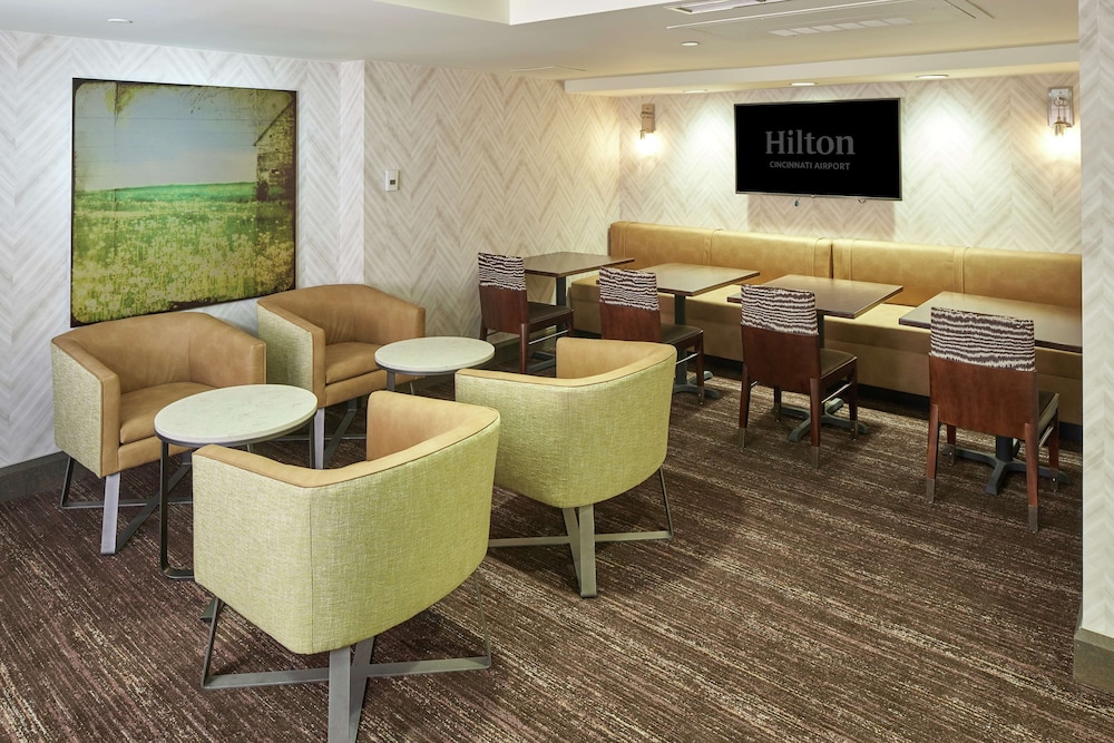 Hilton Cincinnati Airport - photo 34