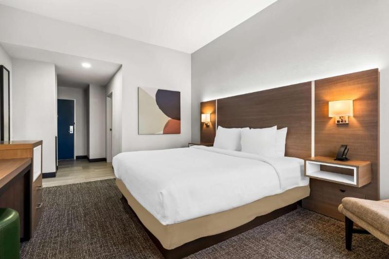 Spark by Hilton Catoosa Tulsa - photo 9