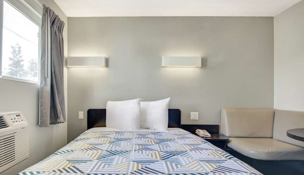 Motel 6 San Jose CA Airport - photo 14