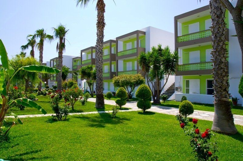 Giakalis Aparthotel — Marmarion