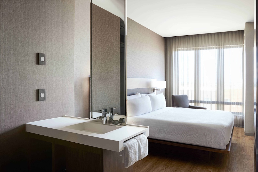 AC Hotel Bloomington Mall of America - photo 17
