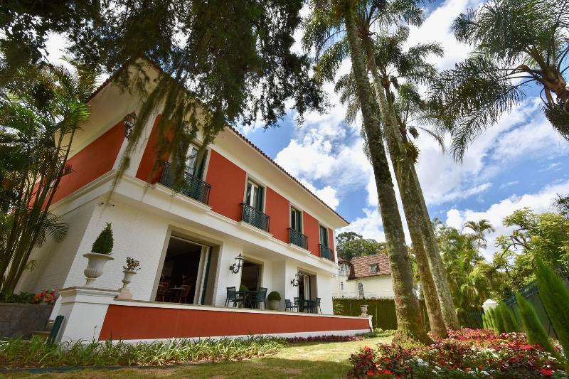 Hotel Reggia Catarina — 4-Star Luxury Hotel in Petropolis, Brasil