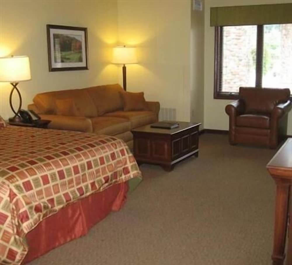The Tamarack Club - photo 9