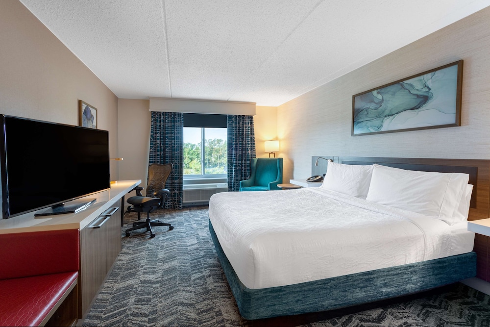 Hilton Garden Inn Islip MacArthur Airport - photo 9