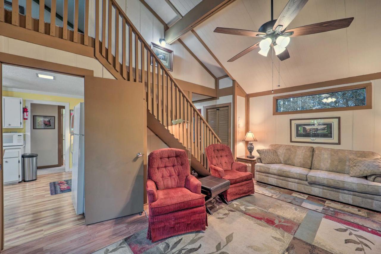 Ski Resort Cabin with Deck in Beech Mountain - photo 5