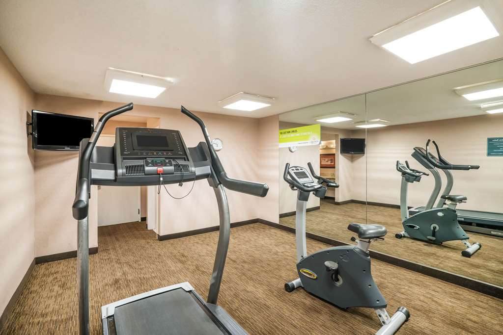 La Quinta Inn & Suites by Wyndham Nashville Franklin - photo 7