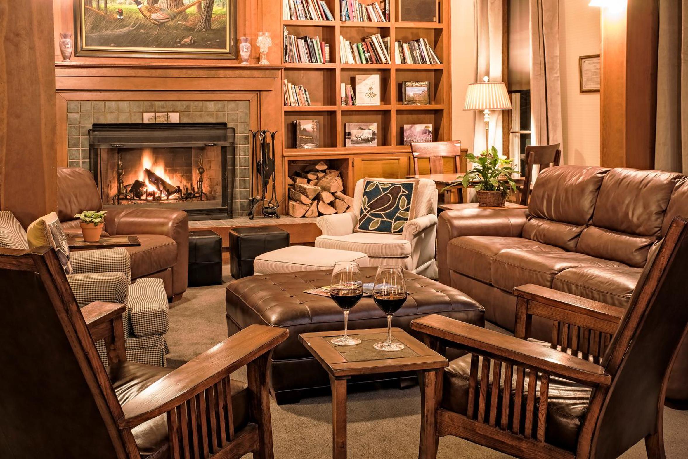 McCloud Hotel - photo 32