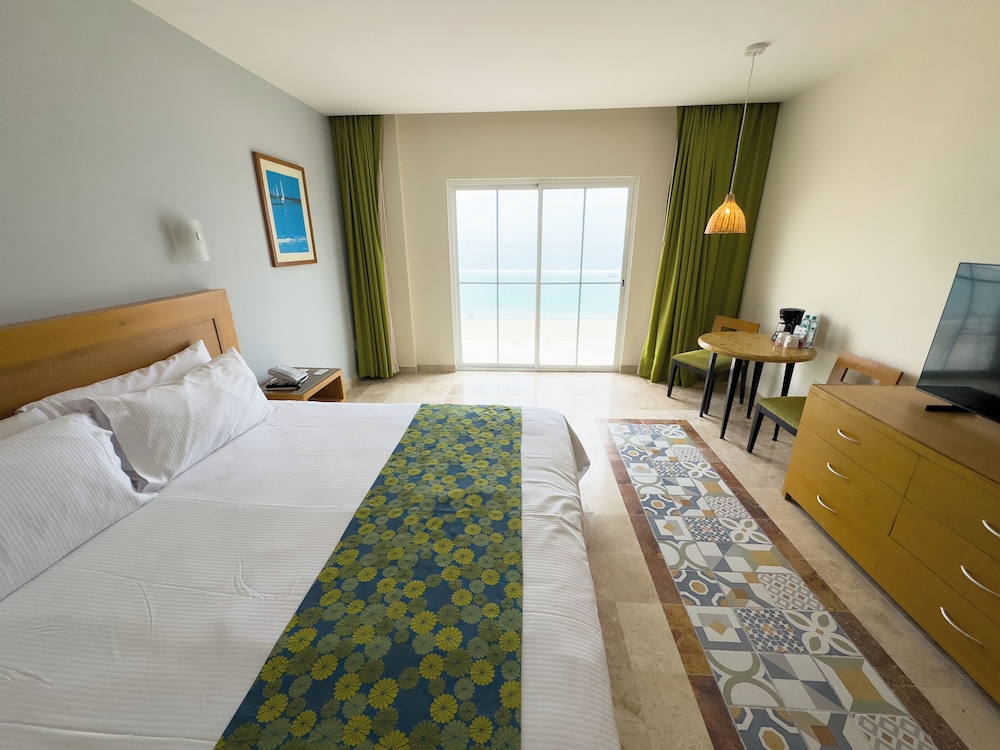 Krystal Puerto Vallarta
