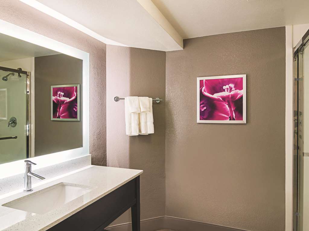 La Quinta Inn & Suites by Wyndham Denver Tech Center - photo 34