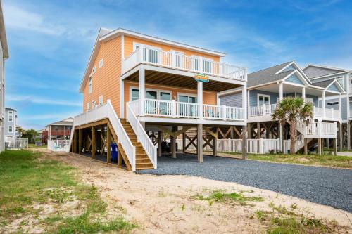Southern Seabreeze by Oak Island Accommodations - photo 25