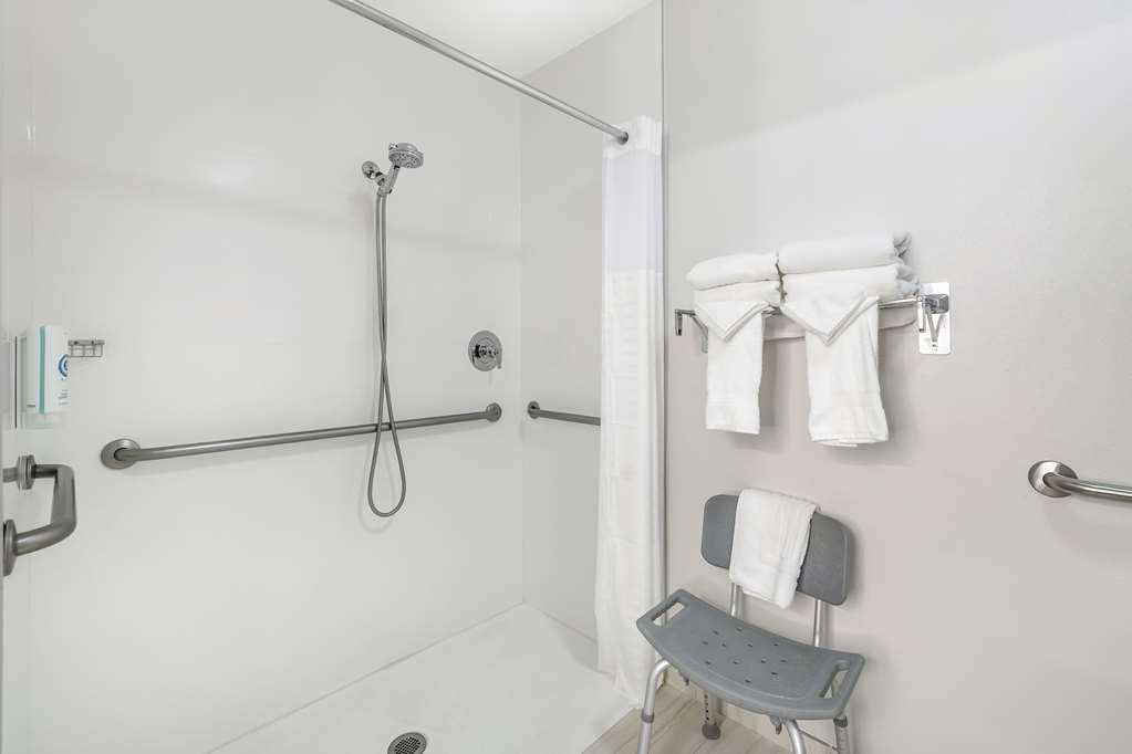 Comfort Suites Redmond Airport - photo 15