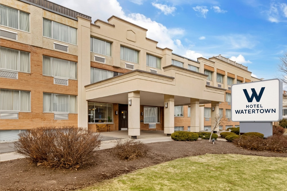 Hotel Watertown — hotel in Watertown