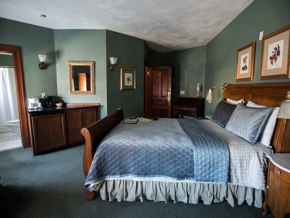 Hotel Ruby Marie - photo 12