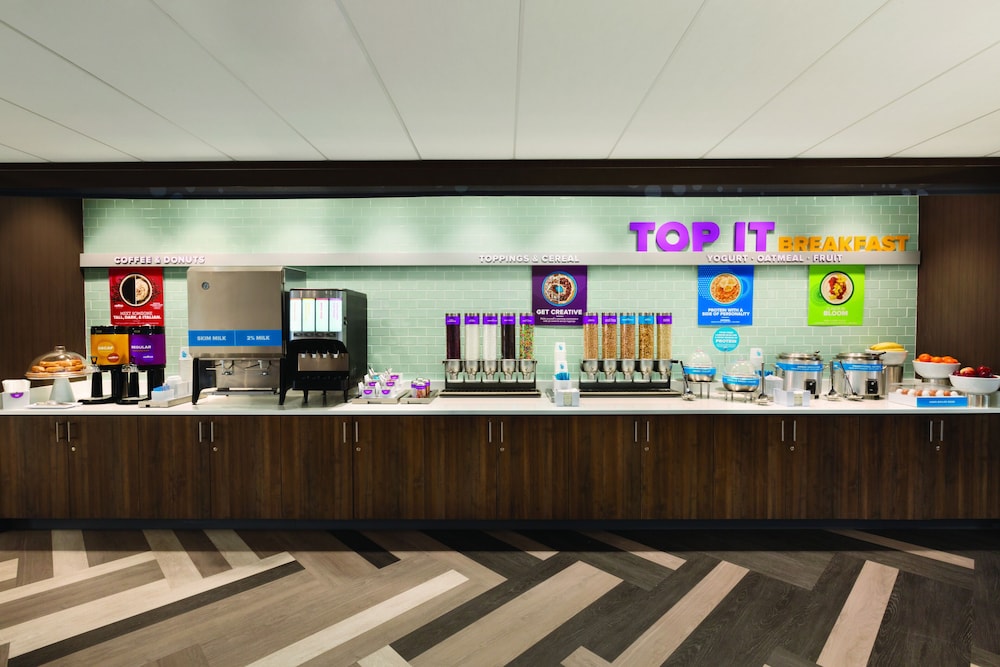 Tru By Hilton Milwaukee Brookfield - photo 39