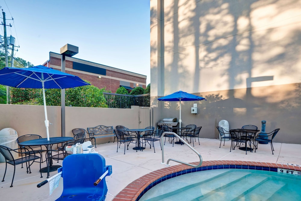 Hampton Inn Birmingham Mountain Brook - photo 33
