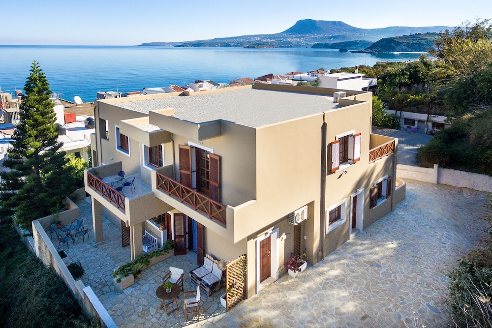 Avra Apartments — 4-Star Luxury Hotel in Kalyves, Greece