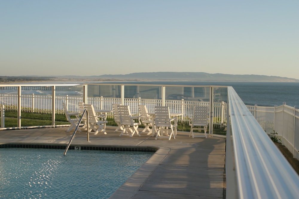 Pismo Lighthouse Suites - photo 22