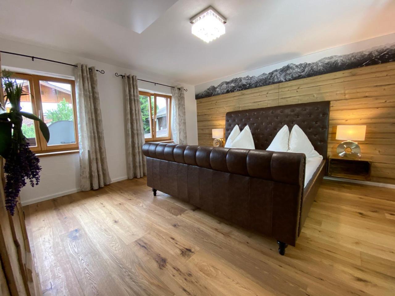 Ferienwohnung Dolomiten — 4-Star Luxury Hotel in Nussdorf Am Haunsberg, Austria