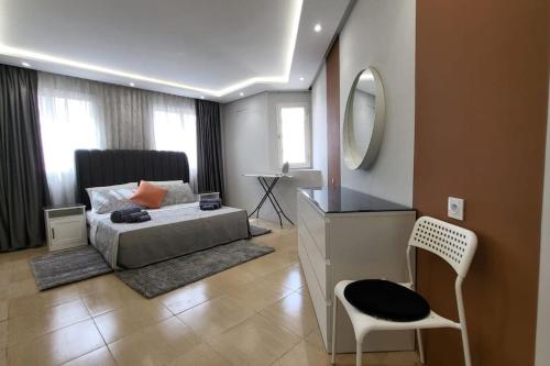Lovely 3 bedroom apartment with free parking — 4-Star Luxury Hotel in Tangier, Morocco