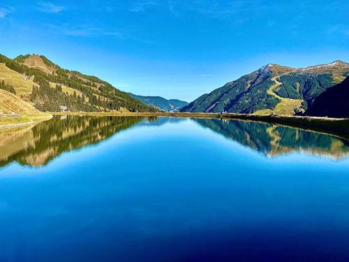 Detached Chalet in Saalbach — 4-Star Luxury Hotel in Hinterglemm, Austria