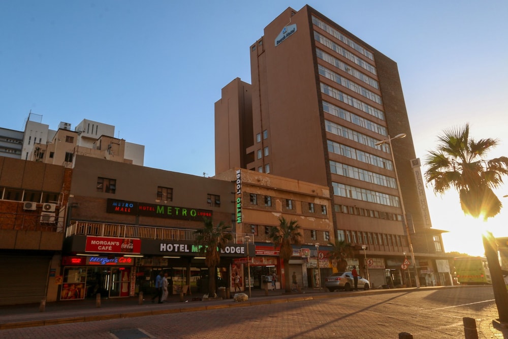 Metro Hotel Marine Parade — Durban