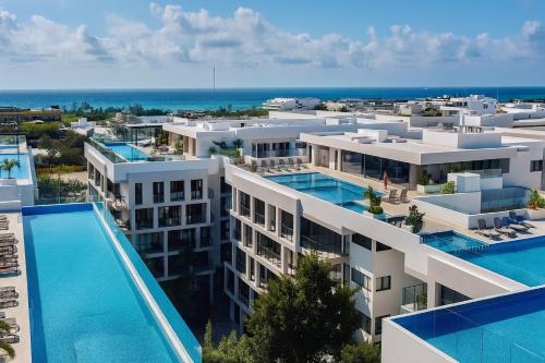 Ipana Luxury Suites By Caribe Rentas — 4-Star Luxury Hotel in Playa Del Carmen, Mexico