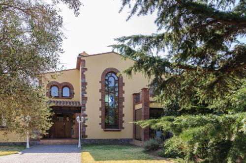 La Villa Du Golf — 4-Star Luxury Hotel in Peralada, Spain