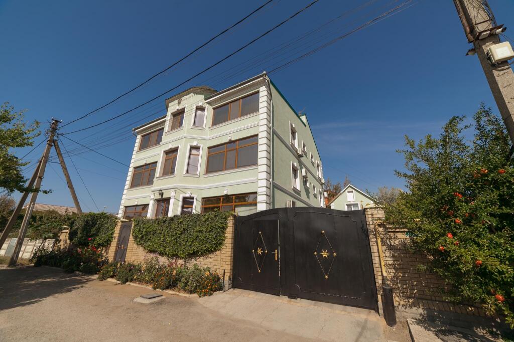 The Seventh Heaven - last minute hotel in Unknown City