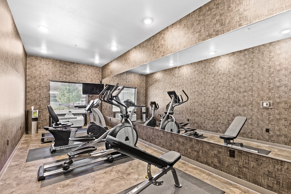 Cobblestone Hotel & Suites Superior Duluth - photo 43