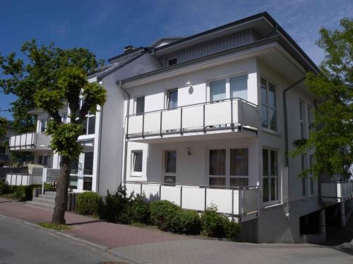 Apartment in Binz Insel Rügen 2862 — 4-Star Luxury Hotel in Ostseebad Binz, Germany
