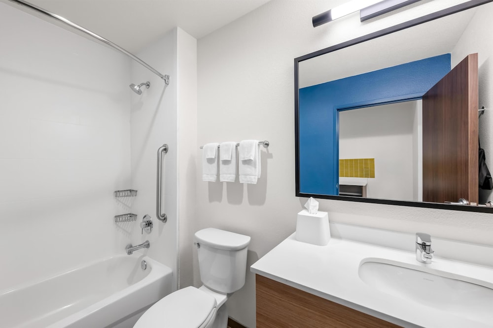 Spark by Hilton Fort Stockton - photo 46