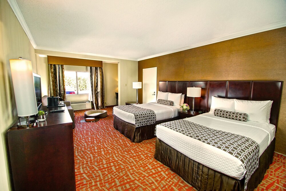 The Hotel Fullerton Anaheim - photo 18