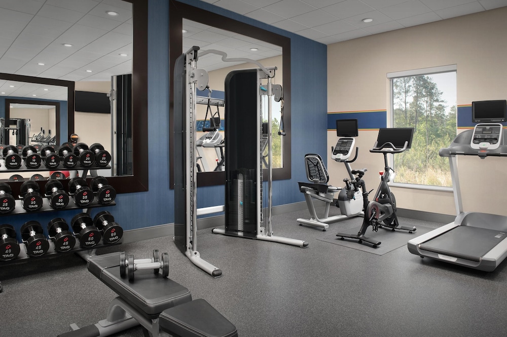 Hampton Inn & Suites Walterboro - photo 34
