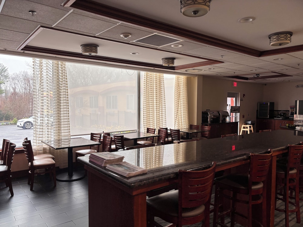 Hamden Hotel & Suites - photo 23