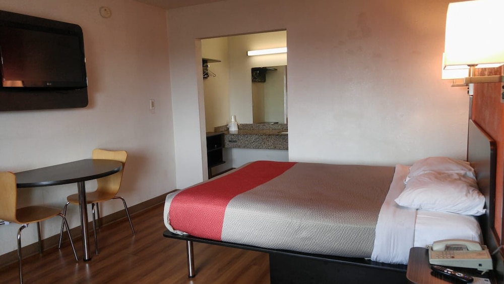 Stay 4 Less - photo 4