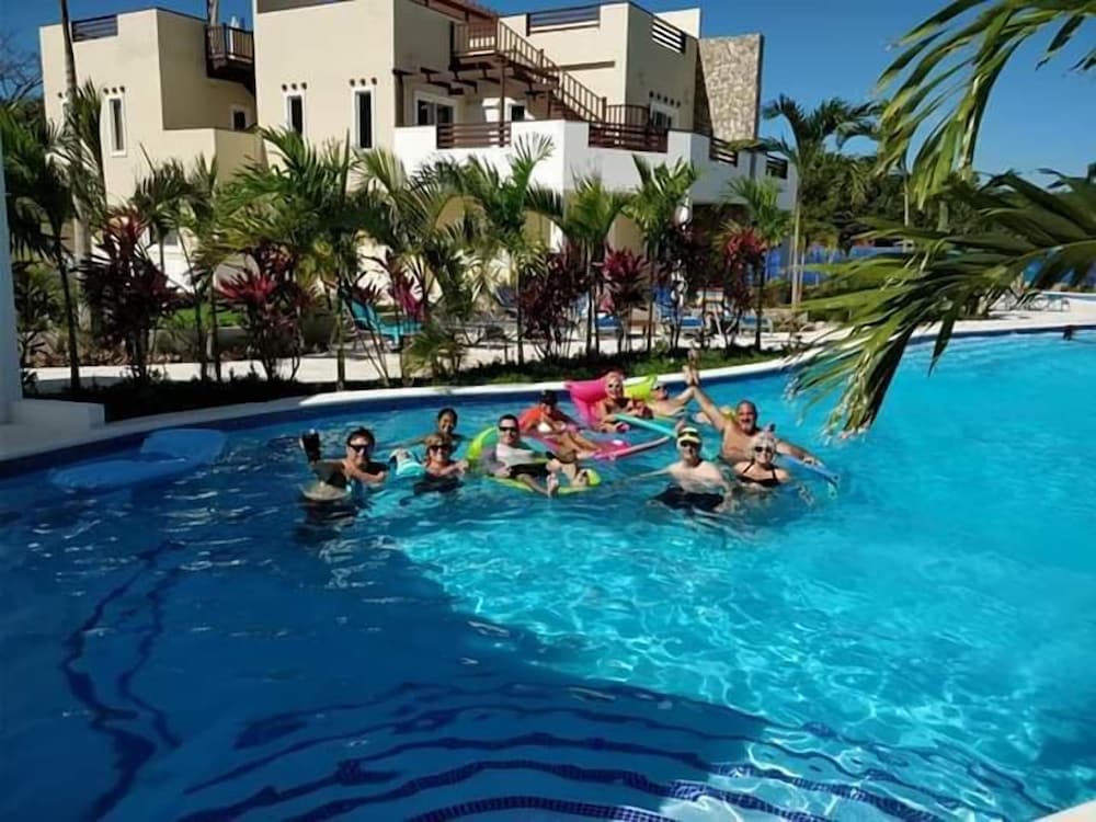 Estudio in Las Palmas in Unknown City, Honduras