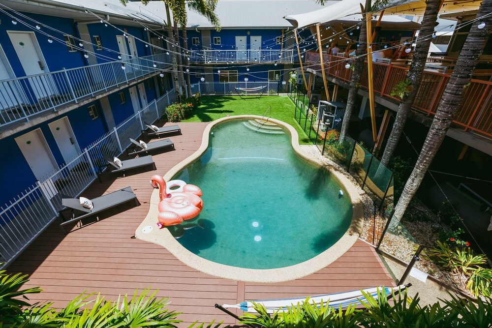 Mad Monkey Jungle — 4-Star Luxury Hotel in Cairns, Australia