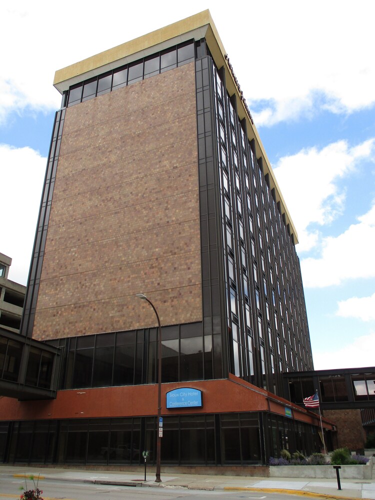 Sioux City Hotel & Conference Center in Sioux City, United States