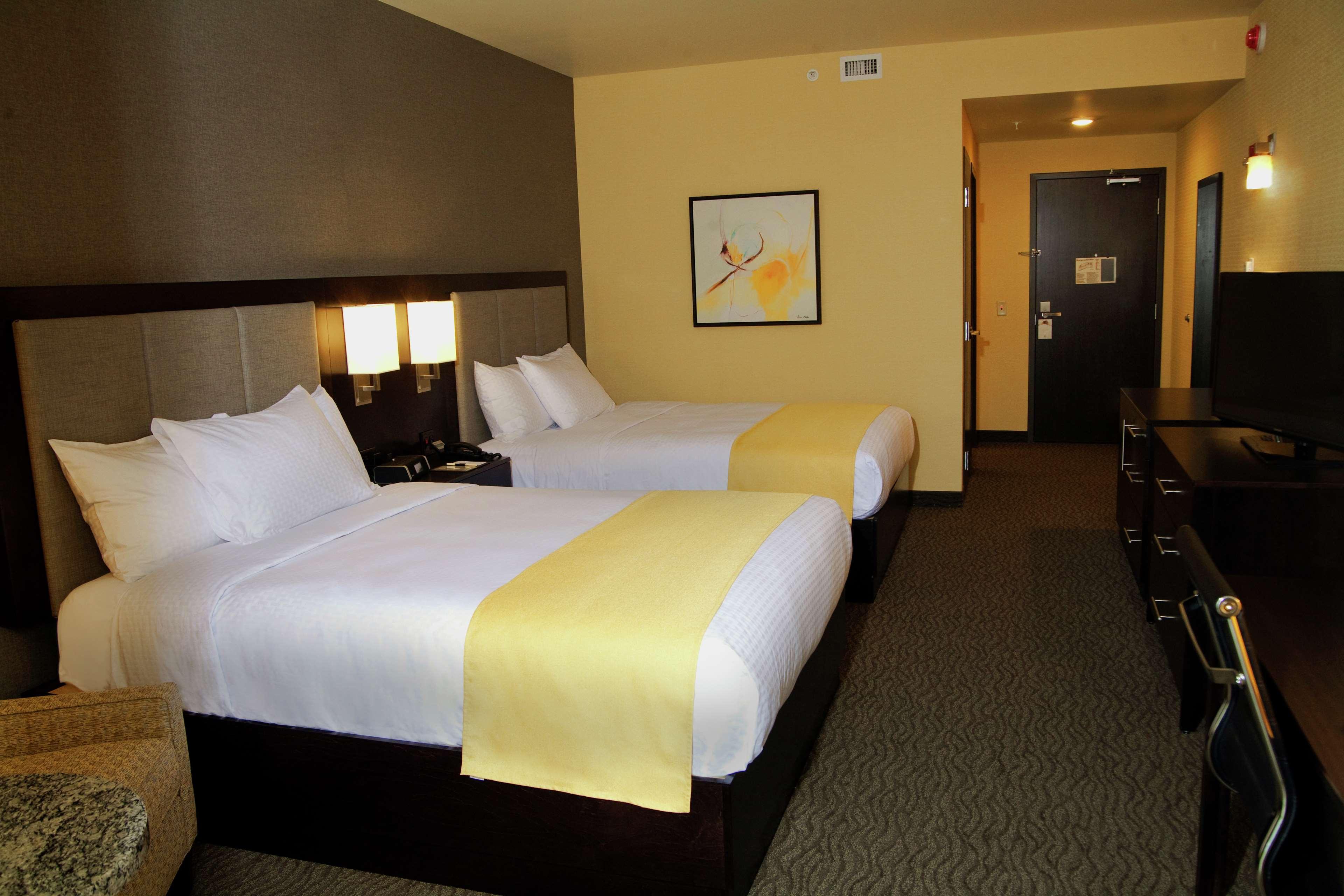 Doubletree By Hilton Hotel Bemidji - photo 20