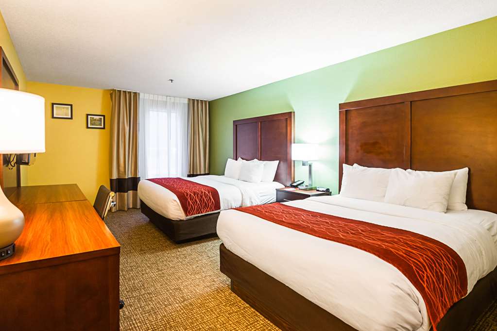 Comfort Inn & Suites Dayton Northwest Englewood - photo 7