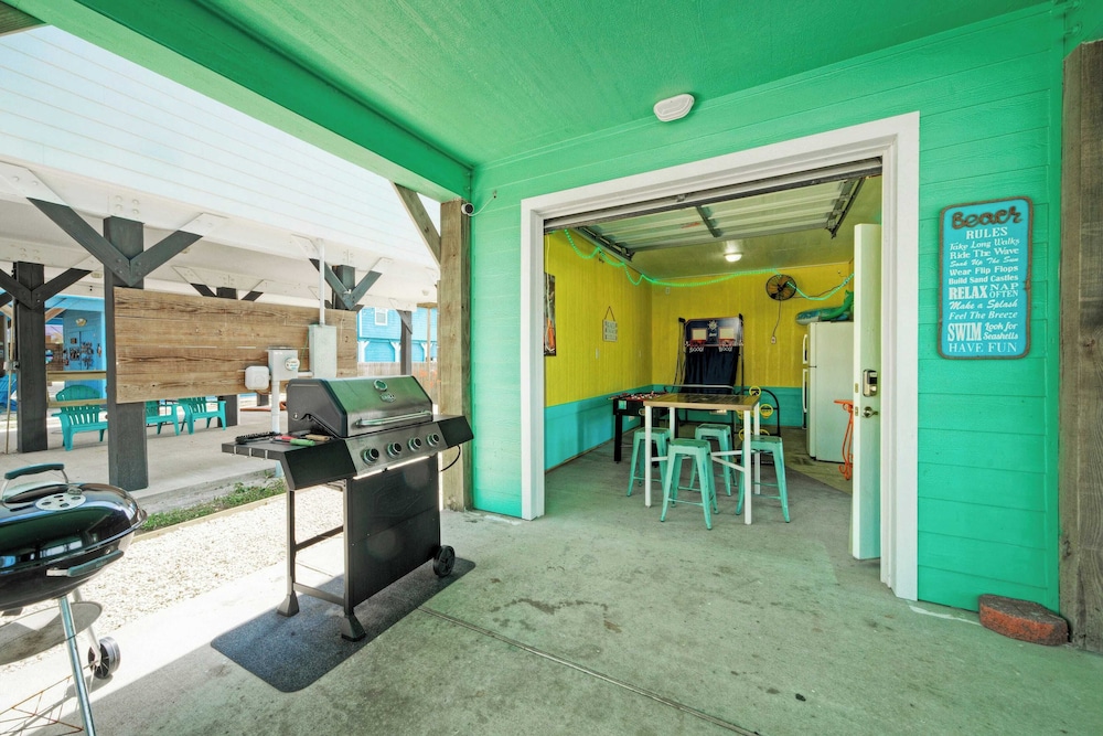 Knot A Care by Avantstay Private Pool Game Room - photo 32
