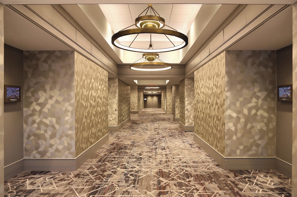 Crowne Plaza Atlanta Perimeter at Ravinia by IHG - photo 94