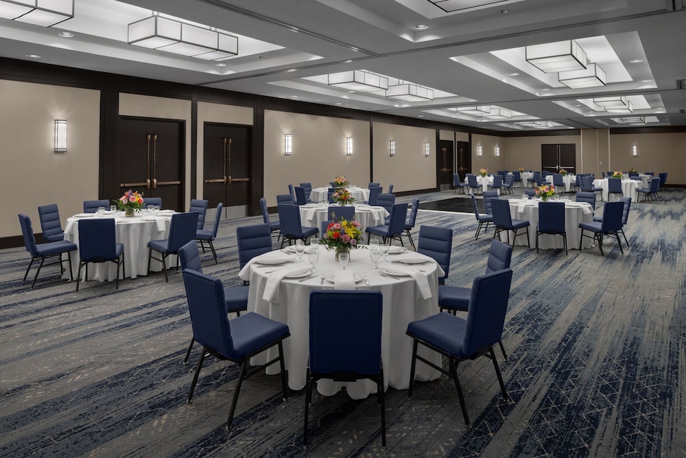 Courtyard by Marriott Pittsburgh University Center - photo 34