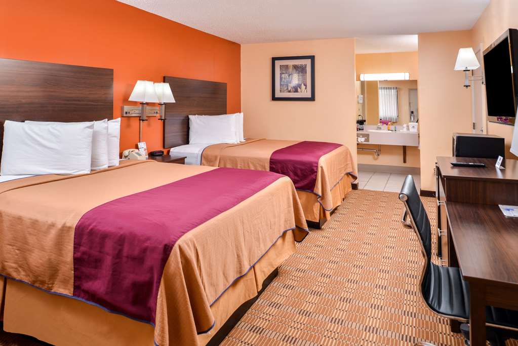 Americas Best Value Inn Ellsworth - photo 10