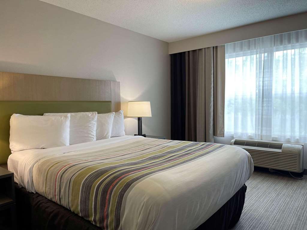 Country Inn & Suites by Radisson Brooklyn Park Brooklyn Center MN - photo 10