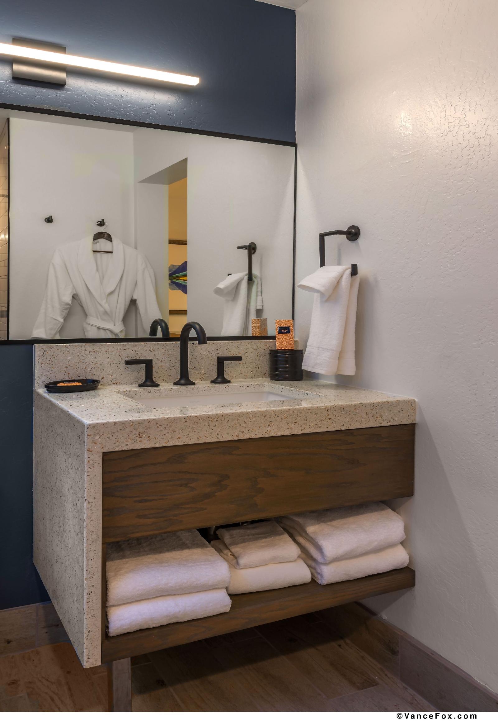 Park Tahoe Inn - photo 28