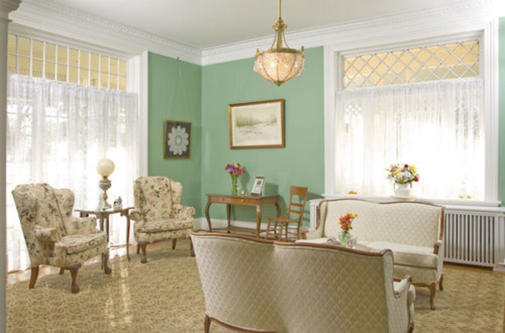 The Carriage House Inn Bed & Breakfast - photo 2
