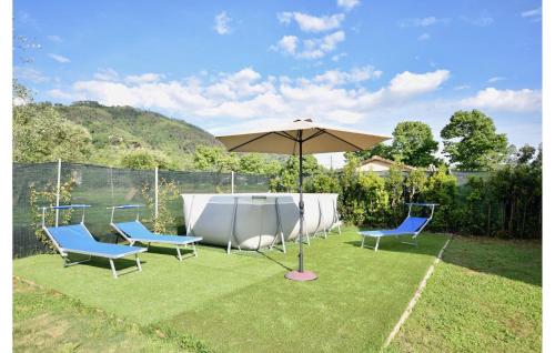 3 Bedroom Cozy Home In Piano Di Mommio — 4-Star Luxury Hotel in Piano Di Mommio, Italy