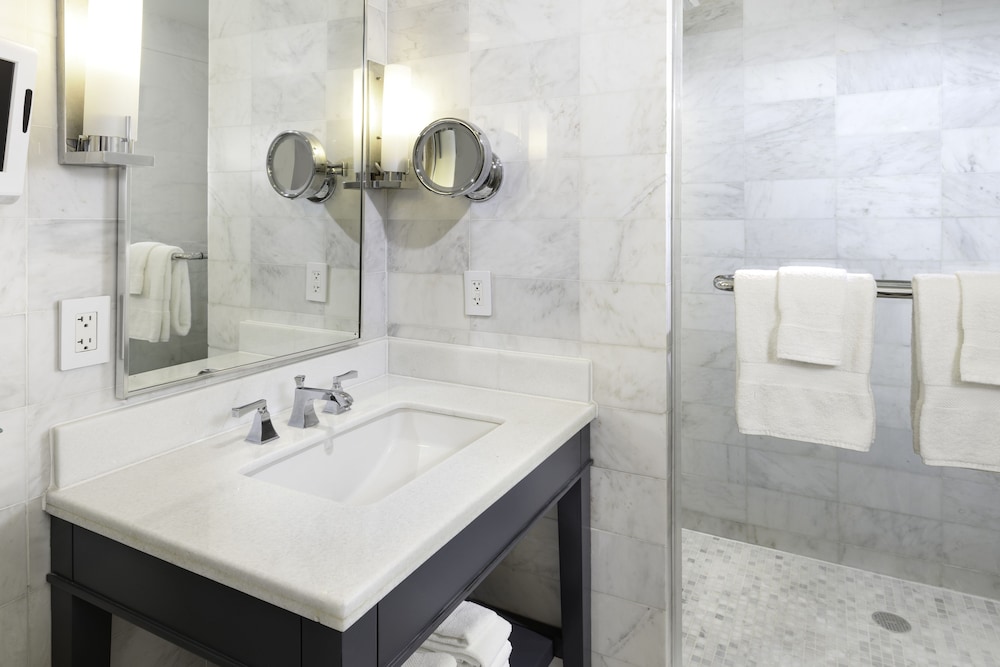 Fontainebleau Miami Beach - photo 24