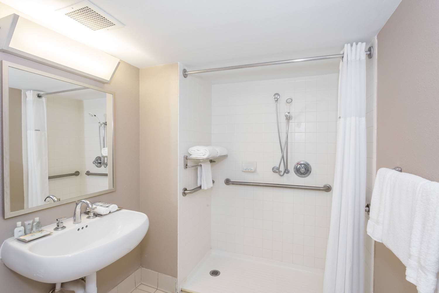 Stayable Select Gainesville - photo 23